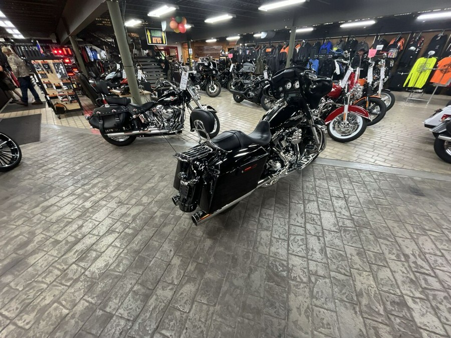 2012 Street Glide 103 Vivid Black- Includes 1 Year Warranty