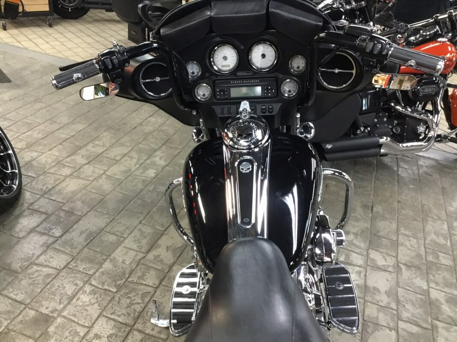 2012 Street Glide 103 Vivid Black- Includes 1 Year Warranty