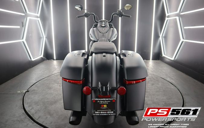 2022 Indian Springfield® Dark Horse®