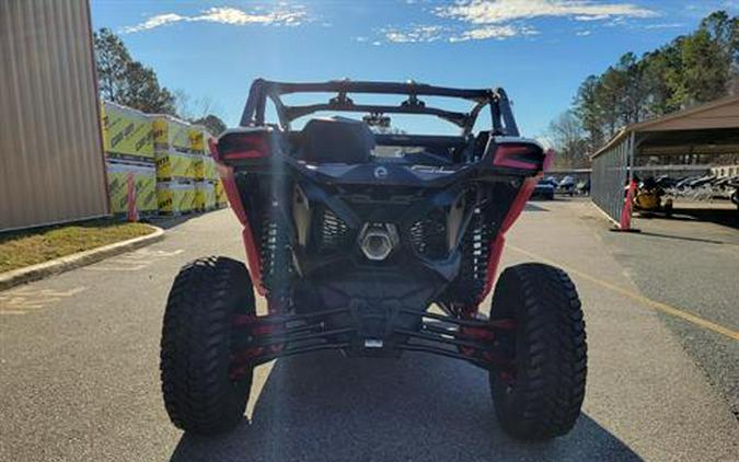 2024 Can-Am Maverick X3 X RC Turbo RR 64