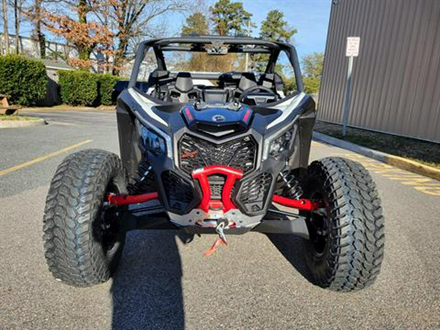 2024 Can-Am Maverick X3 X RC Turbo RR 64