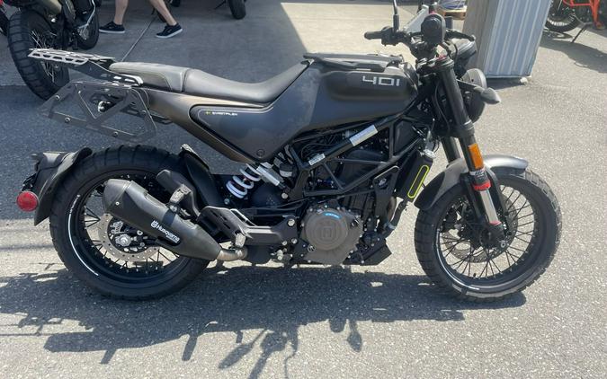 2022 Husqvarna Svartpilen 401