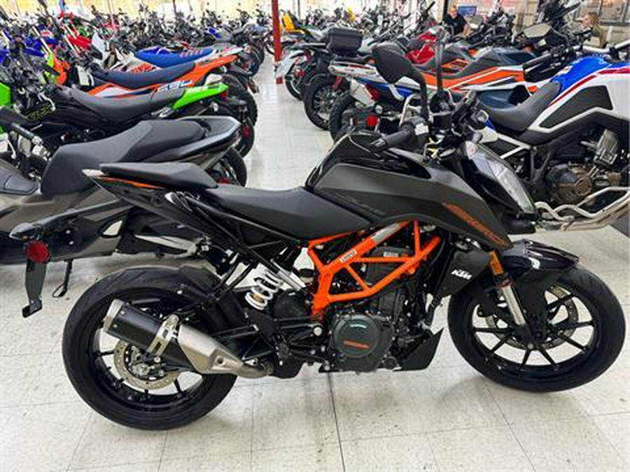 2023 KTM 390 Duke