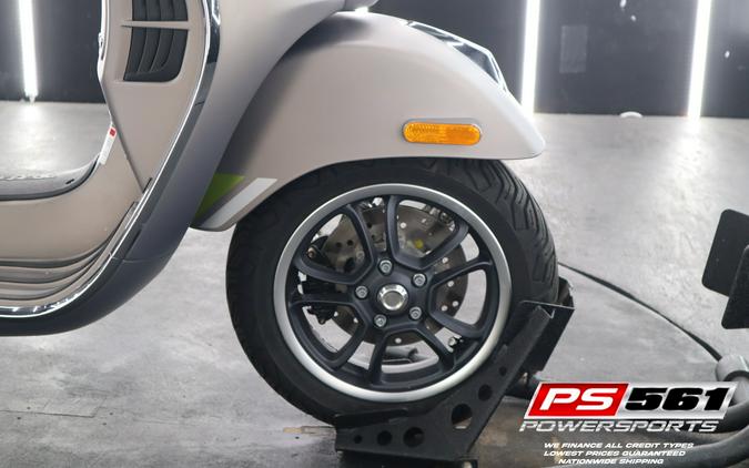 2025 Vespa GTS 310 SuperTech