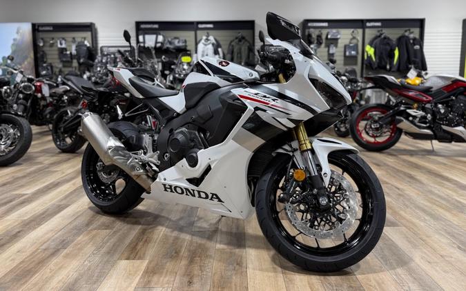 2026 Honda CBR1000RR ABS