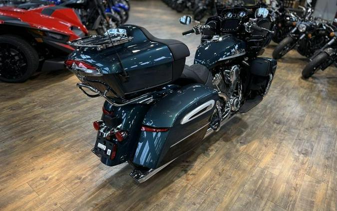 2026 Indian Motorcycle® Pursuit® Limited 112 Cascade Green with Black Metallic