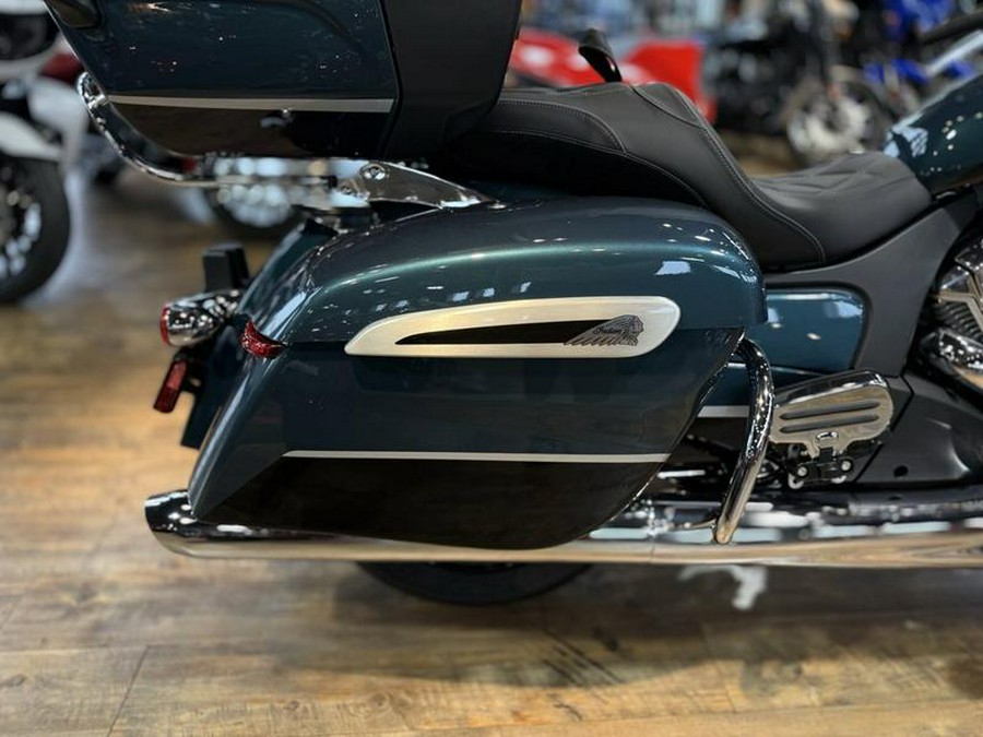 2026 Indian Motorcycle® Pursuit® Limited 112 Cascade Green with Black Metallic