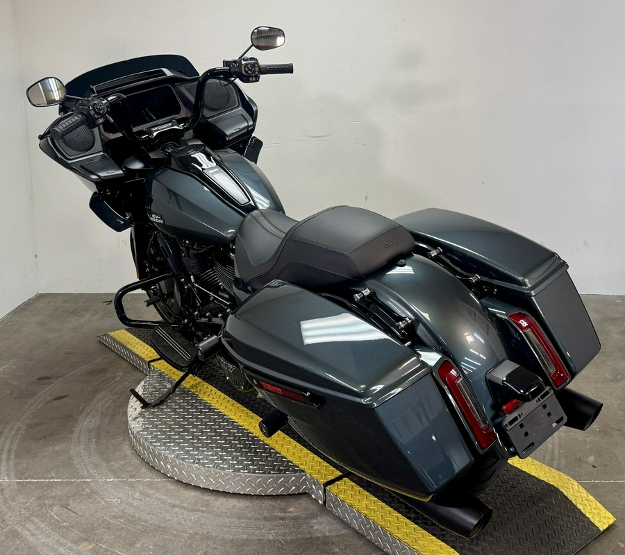 FLTRX 2025 Road Glide™