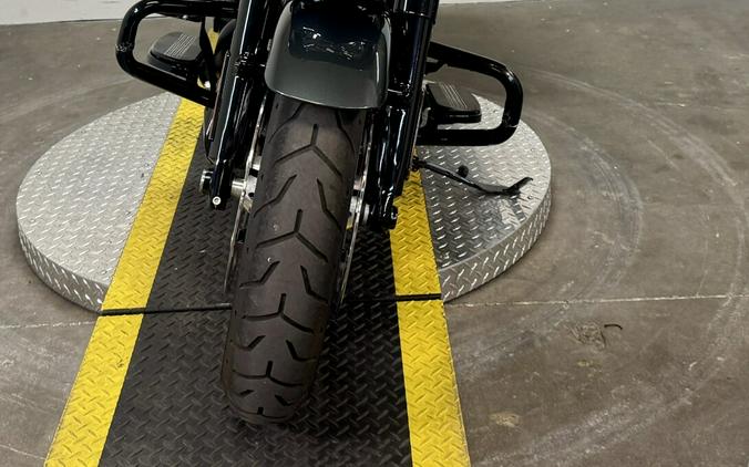 FLTRX 2025 Road Glide™