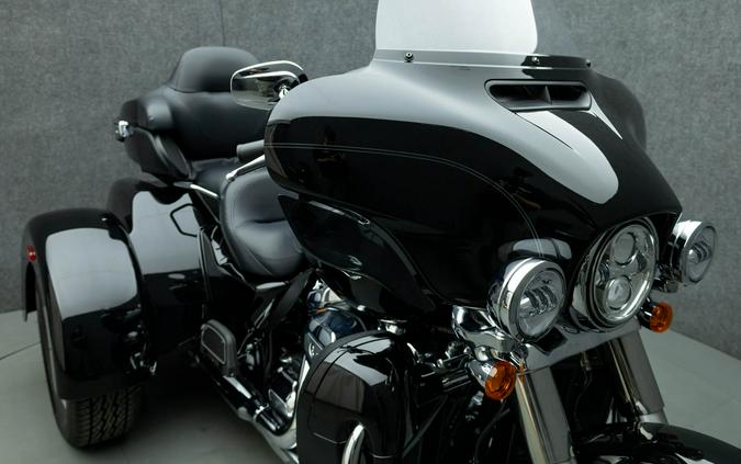 2018 HARLEY DAVIDSON FLHTCUTG TRI GLIDE ULTRA TRIKE