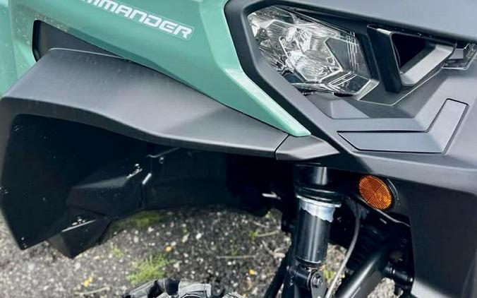 2025 Can-Am Commander DPS 700 9ASD