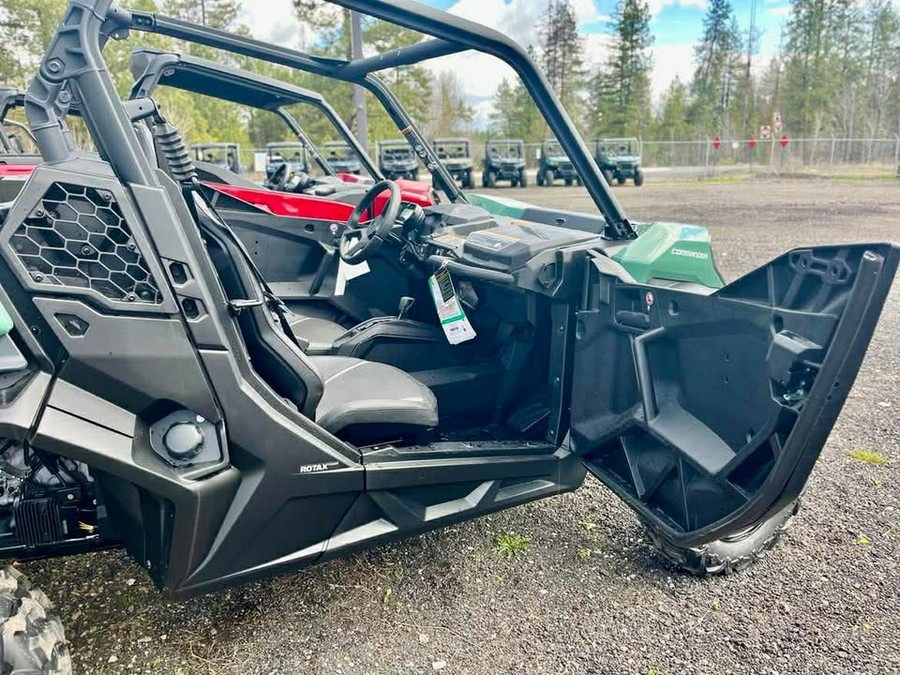 2025 Can-Am Commander DPS 700 9ASD