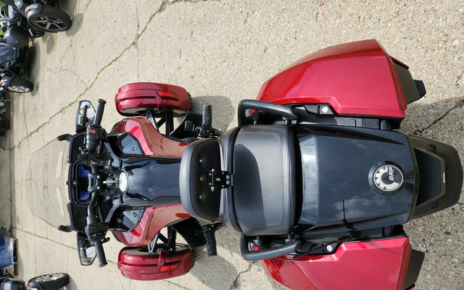 2018 Can-Am Spyder F3-T SE6 - FP8843