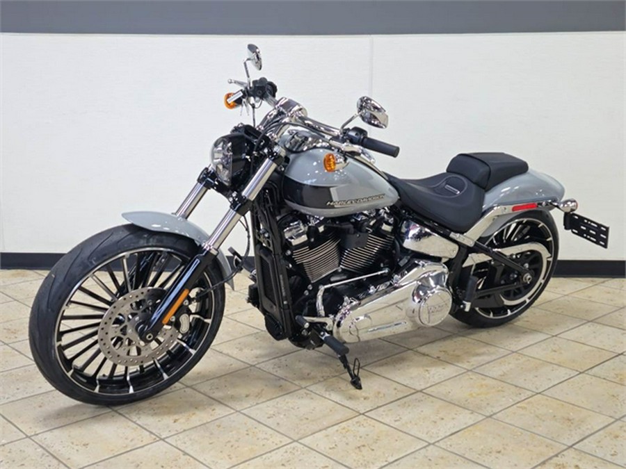 2024 Harley-Davidson Breakout