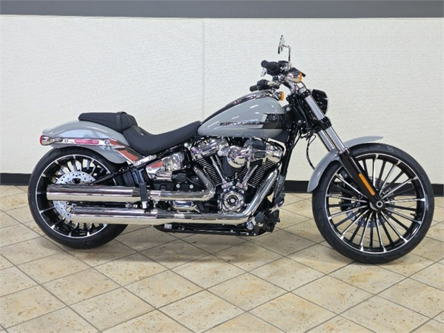 2024 Harley-Davidson Breakout