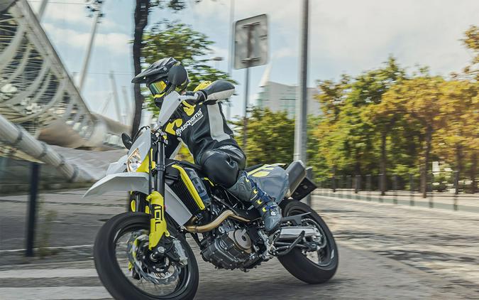 2024 Husqvarna 701 Supermoto