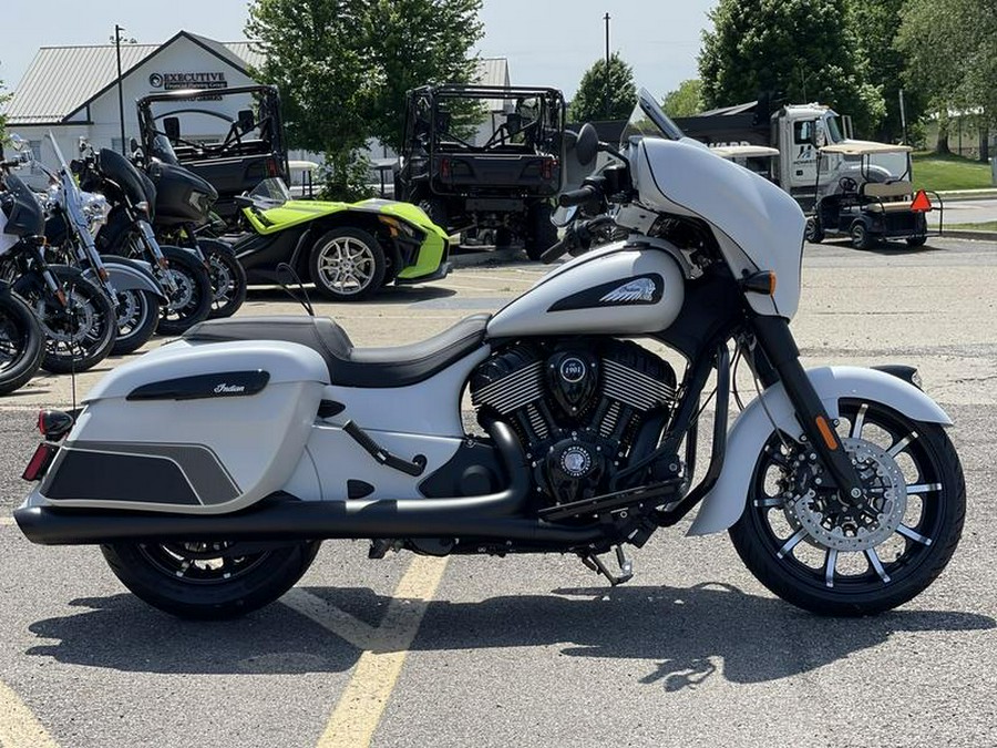 2024 Indian Motorcycle® Chieftain® Dark Horse® Ghost White Metallic Smoke