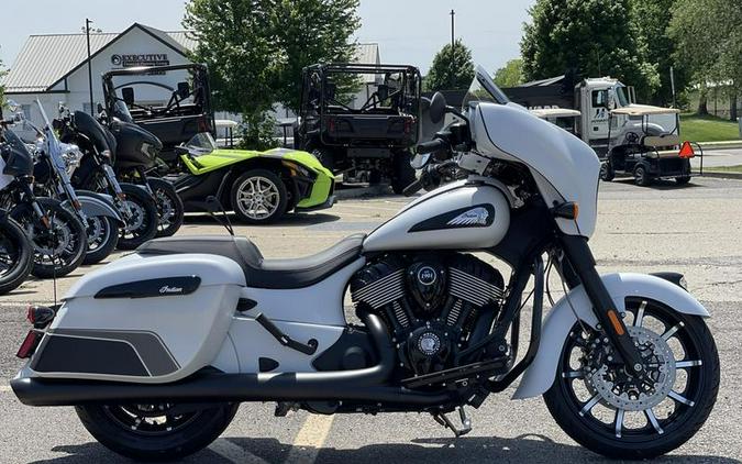 2024 Indian Motorcycle® Chieftain® Dark Horse® Ghost White Metallic Smoke