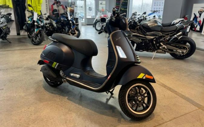 2024 Vespa GTS Super 300 Tech