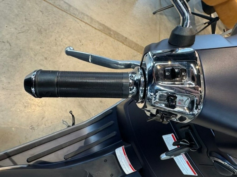 2024 Vespa GTS Super 300 Tech