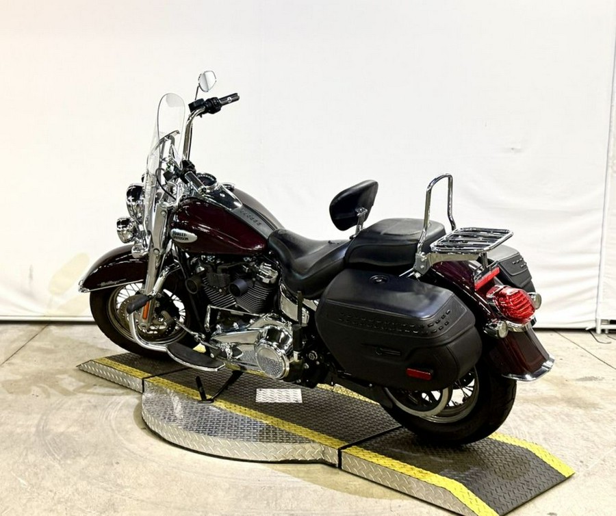 2022 Harley-Davidson® FLHCS - Heritage Classic 114