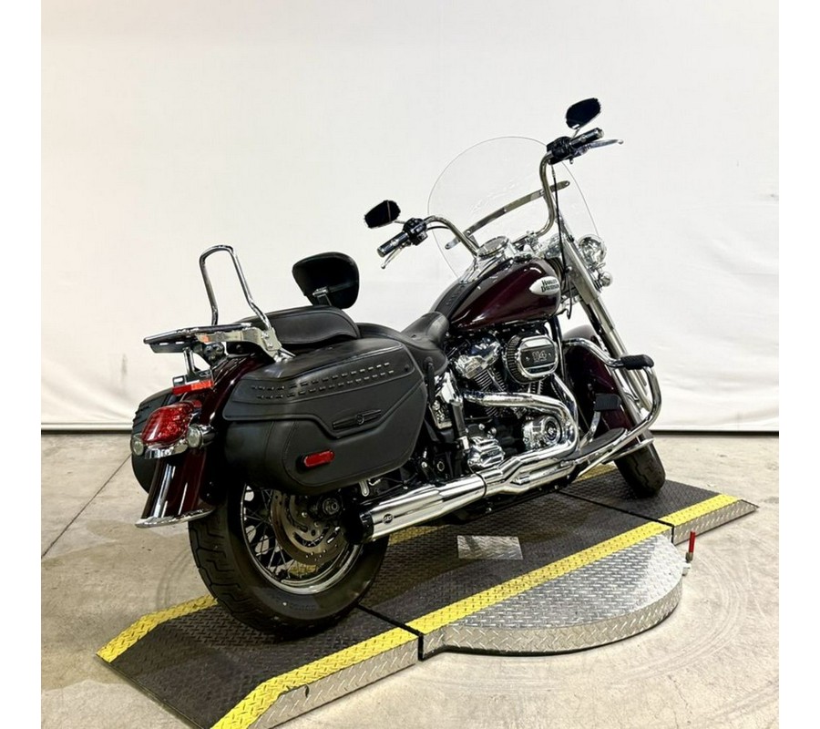 2022 Harley-Davidson® FLHCS - Heritage Classic 114