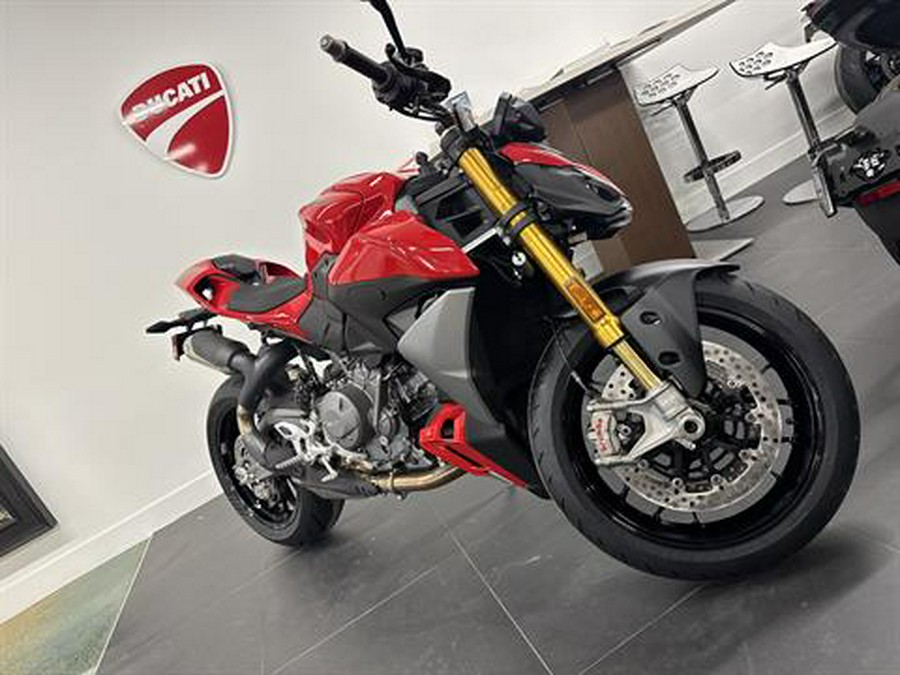 2026 Ducati Streetfighter V2 S