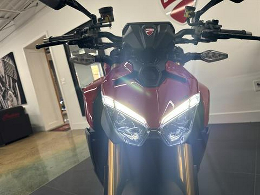 2026 Ducati Streetfighter V2 S