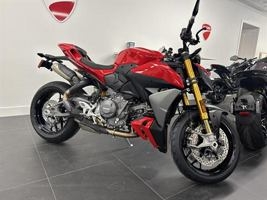 2026 Ducati Streetfighter V2 S