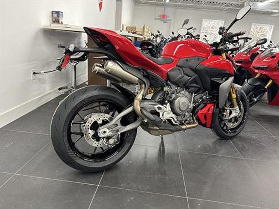 2026 Ducati Streetfighter V2 S