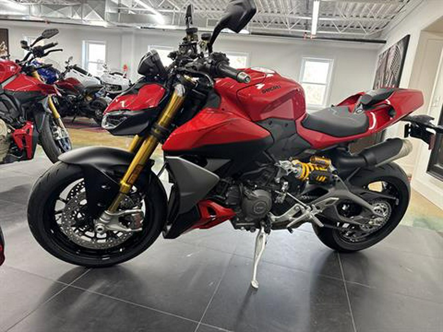 2026 Ducati Streetfighter V2 S