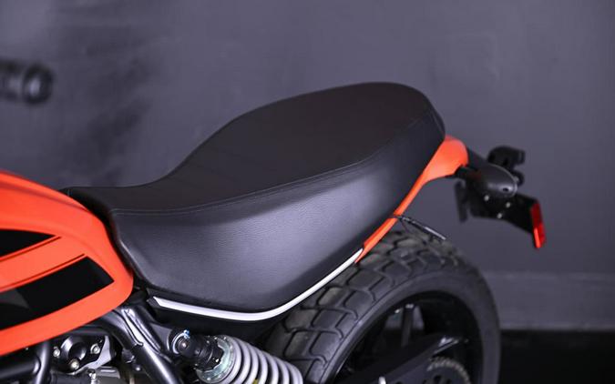 2020 Ducati Scrambler Sixty2 Atomic Tangerine