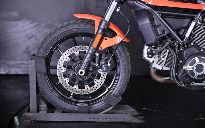 2020 Ducati Scrambler Sixty2 Atomic Tangerine