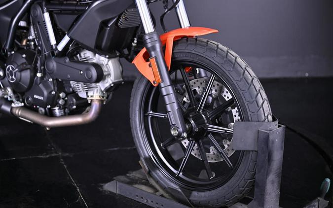 2020 Ducati Scrambler Sixty2 Atomic Tangerine