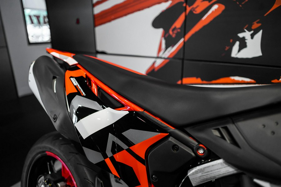 2026 Ducati Hypermotard 698 Mono RVE