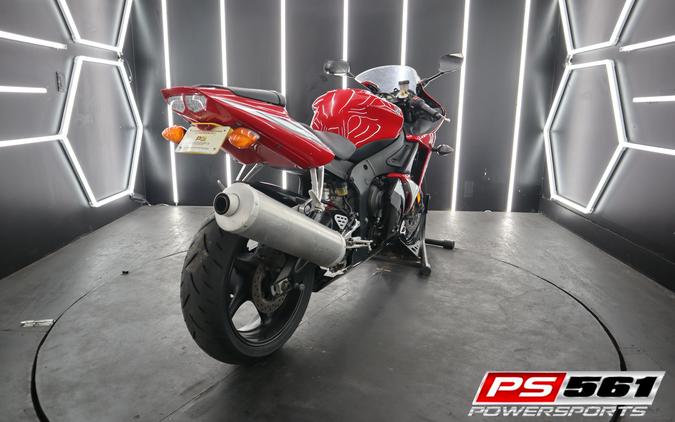 2005 Yamaha Motor Corp., USA YZF-R6