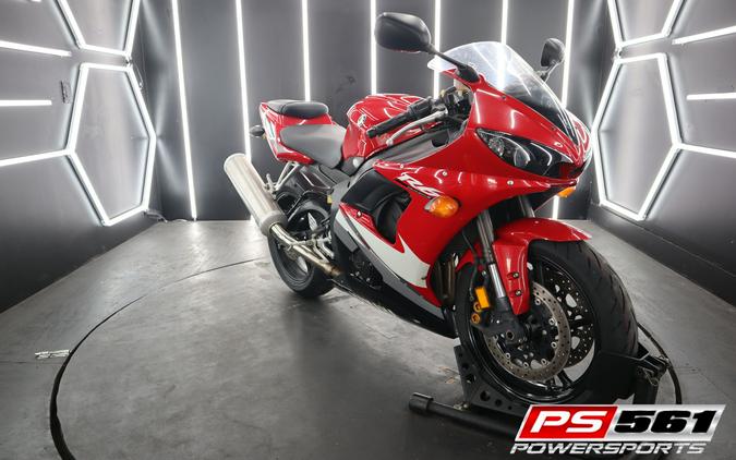2005 Yamaha Motor Corp., USA YZF-R6