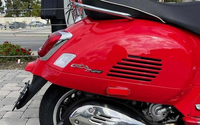 2023 Vespa GTS Super 300