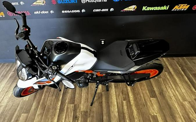 2020 KTM 890 Duke R