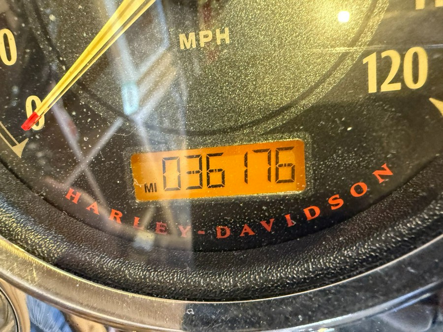 2013 Harley-Davidson Dyna® Super Glide® Custom