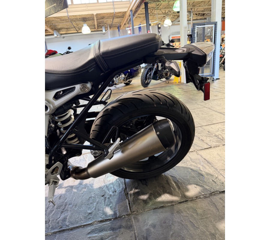 2022 BMW Motorrad R nineT Pure