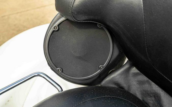 2015 FLHTCUTG - Tri-Glide® Ultra - Harley-Davidson®
