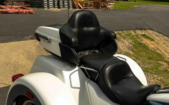 2015 FLHTCUTG - Tri-Glide® Ultra - Harley-Davidson®