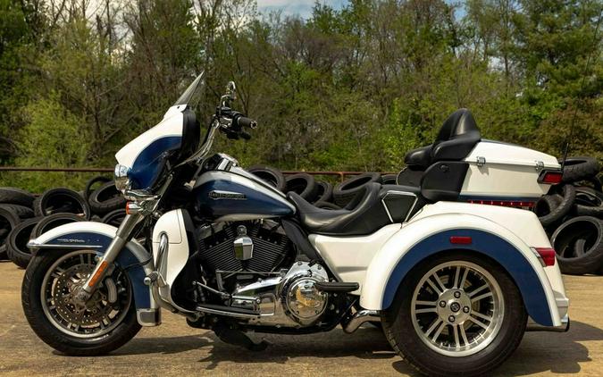 2015 FLHTCUTG - Tri-Glide® Ultra - Harley-Davidson®