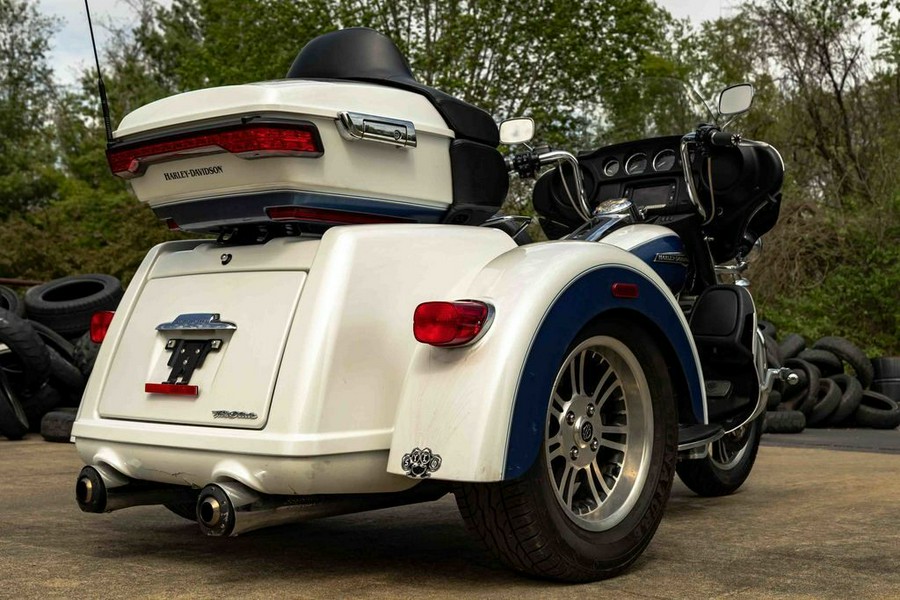 2015 FLHTCUTG - Tri-Glide® Ultra - Harley-Davidson®