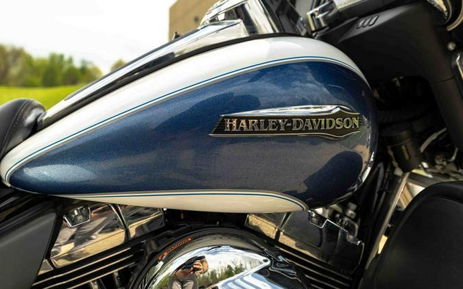 2015 FLHTCUTG - Tri-Glide® Ultra - Harley-Davidson®