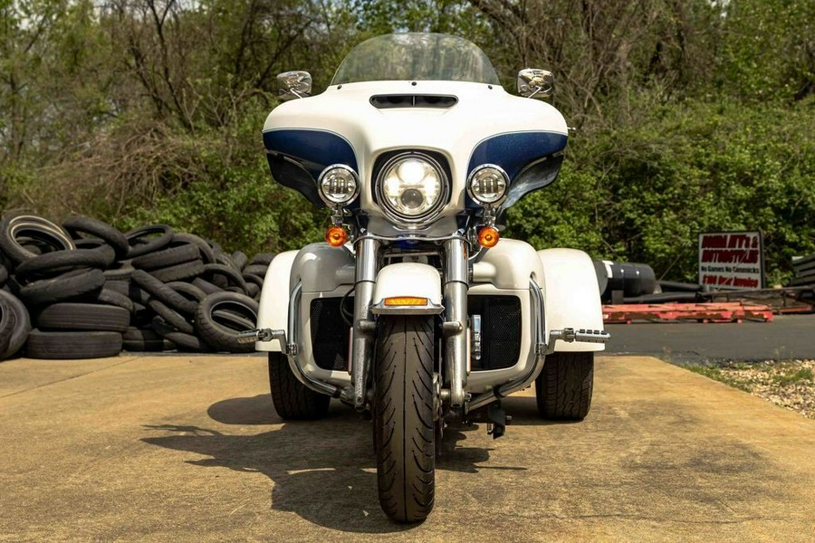 2015 FLHTCUTG - Tri-Glide® Ultra - Harley-Davidson®