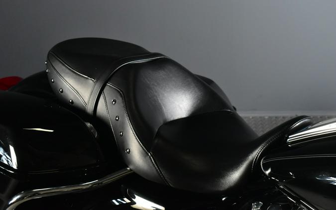 2017 Harley-Davidson Road King FLHR