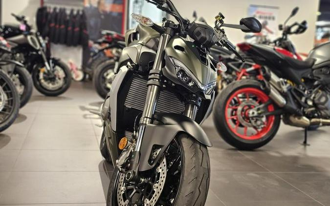 2024 Ducati Streetfighter V2 Storm Green