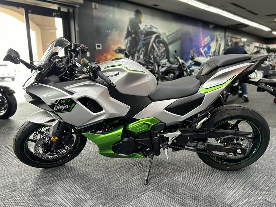 2024 Kawasaki Ninja® 7 Hybrid ABS